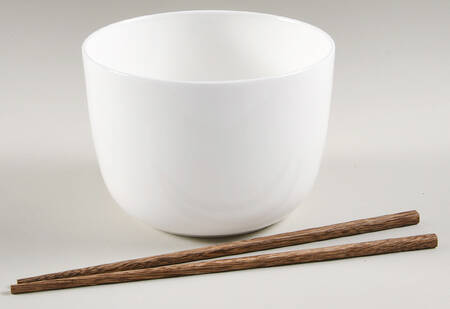 Sloane Noodle Bowl & Chopsticks Set