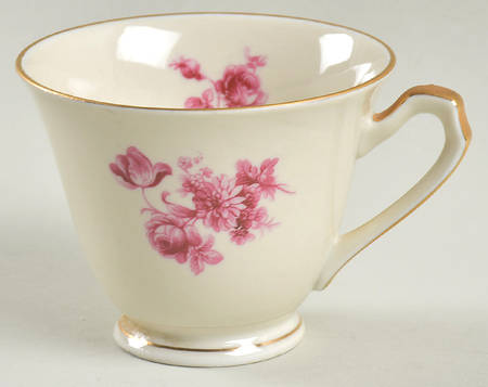 MPI3 Footed Cup