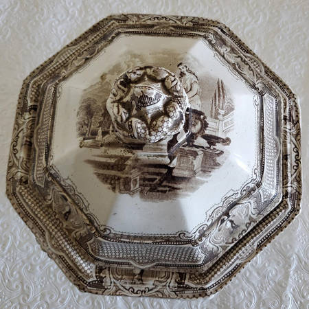 Athena Brown Octagonal Covered Vegetable