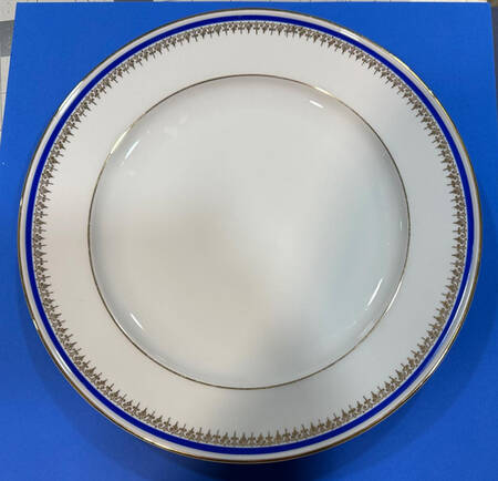 MYW9 Dinner Plate