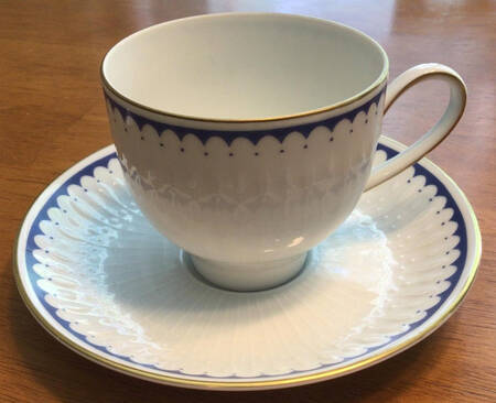 23797 Footed Cup & Saucer Set