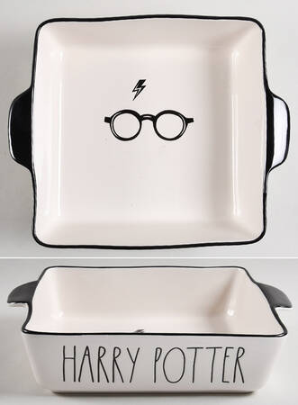 Harry Potter 10" Square Baker