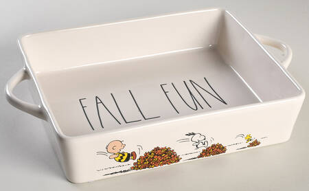 Peanuts 11" Rectangular Baker