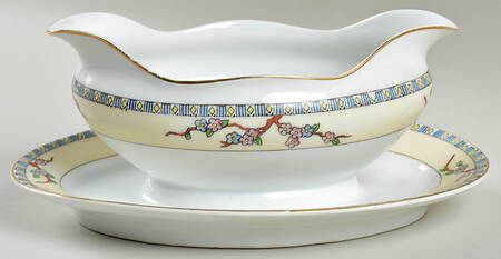MEI1323 Gravy Boat with Attached Underplate