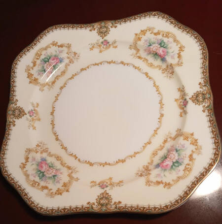 V2113 Square Salad Plate