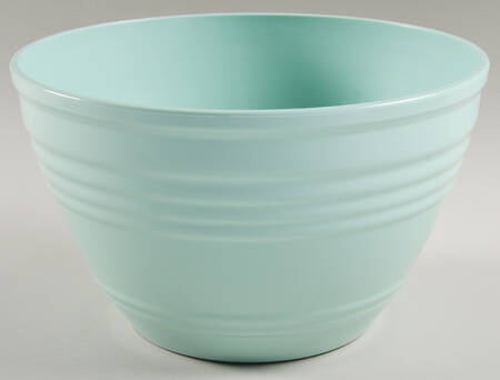 Hoyt-Martha Blue 8" Mixing Bowl