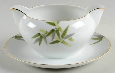 Spring Bamboo Gravy Boat with Attached Underplate