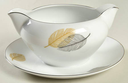 Barclay Gravy Boat with Attached Underplate