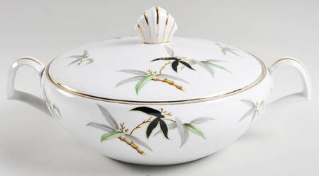 Black Bamboo Round Covered Vegetable