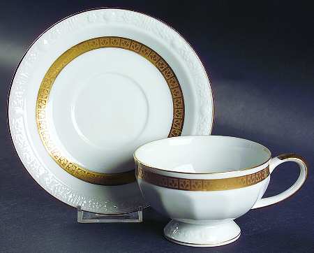 Britanny Footed Cup & Saucer Set by Narumi