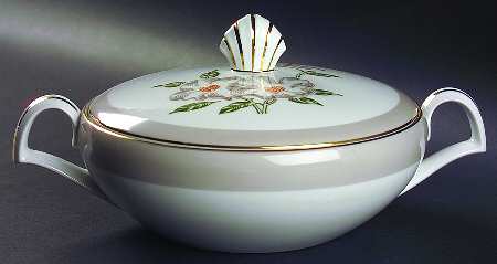 Dogwood Round Covered Vegetable