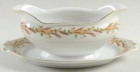 Harvest Gravy Boat with Attached Underplate