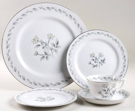 Laura 5 Piece Place Setting