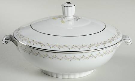 Lenora Round Covered Vegetable