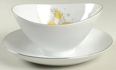 Marlene Gravy Boat with Attached Underplate