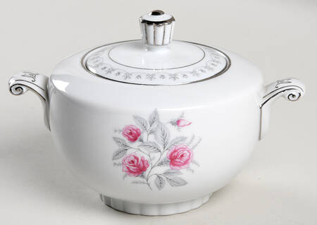 Mentone Sugar Bowl & Lid
