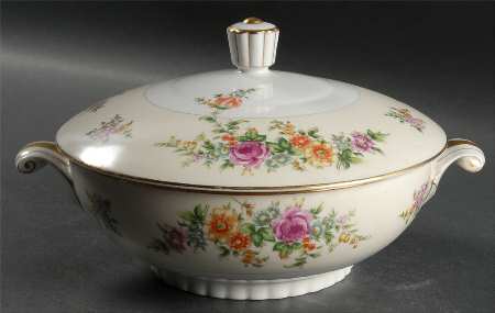 Merivale Round Covered Vegetable