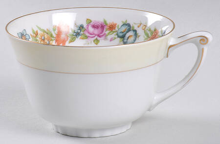 Stratford Footed Cup