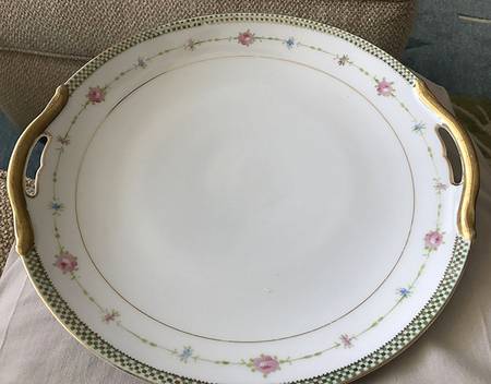 11634 Handled Cake Plate