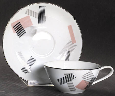 1357 Flat Cup & Saucer Set