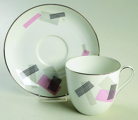 1357 Oversized Cup & Saucer Set
