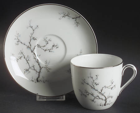 1386 Flat Cup & Saucer Set
