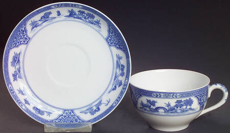 16033 Flat Cup & Saucer Set