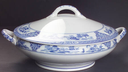 16033 Round Covered Vegetable