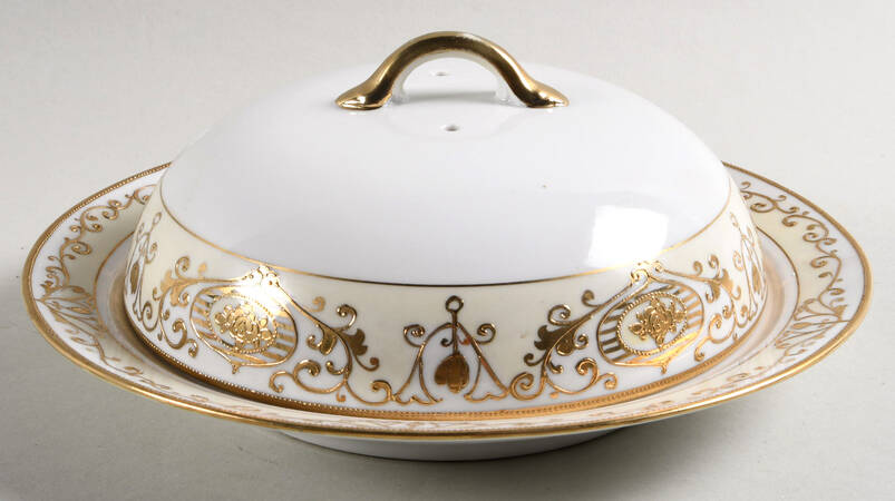 175 Muffin Dish & Lid