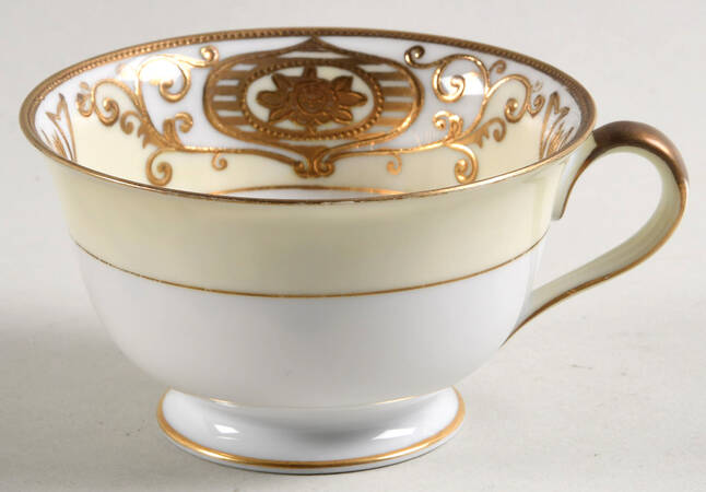 175 Footed Cup