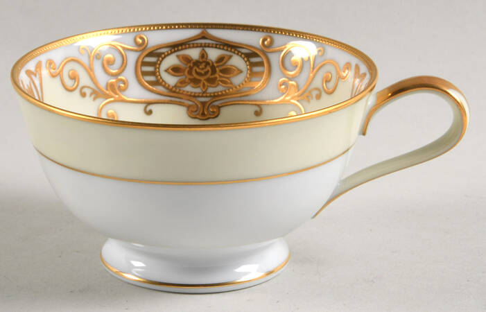 175 Footed Cup
