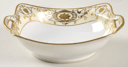 175 6" Handled Candy Dish