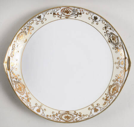 175 Handled Cake Plate