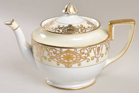 175 Teapot & Lid