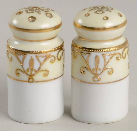 175 Individual Salt & Pepper Set