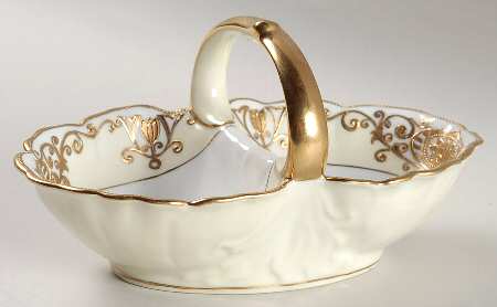 175 Center Handle 2-Part Candy Dish