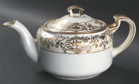 175 Teapot & Lid