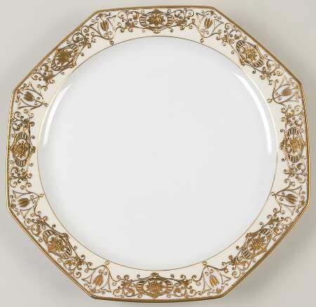 175 Octagonal Chop Plate