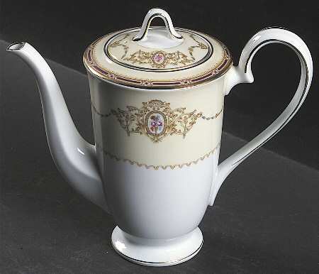 1802 Mini Coffee Pot & Lid