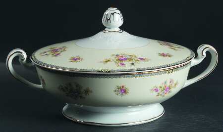 1850 Round Covered Vegetable