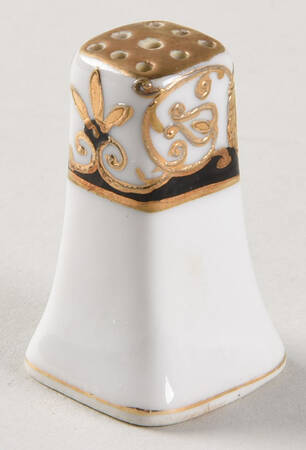 20056 Individual Pepper Shaker
