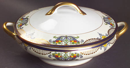26979 Round Covered Vegetable