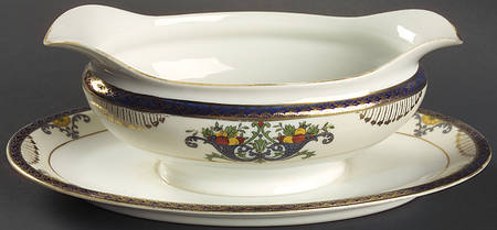 26979 Gravy Boat with Attached Underplate