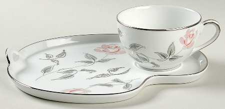 287 Snack Plate & Cup Set