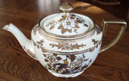 37517 Teapot & Lid