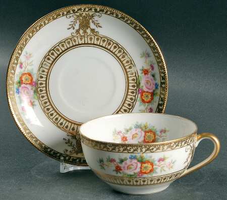 39540-78045 Flat Cup & Saucer Set