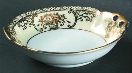 5567 Nut Dish