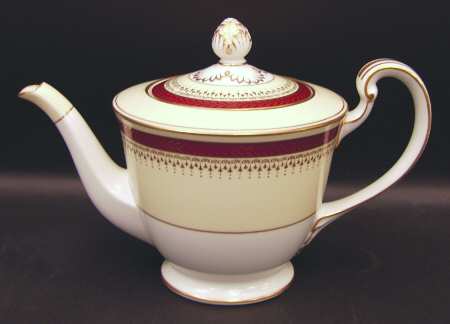 4795 Teapot & Lid