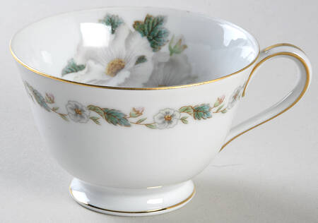 5029 Footed Cup