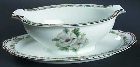 5029 Gravy Boat with Attached Underplate